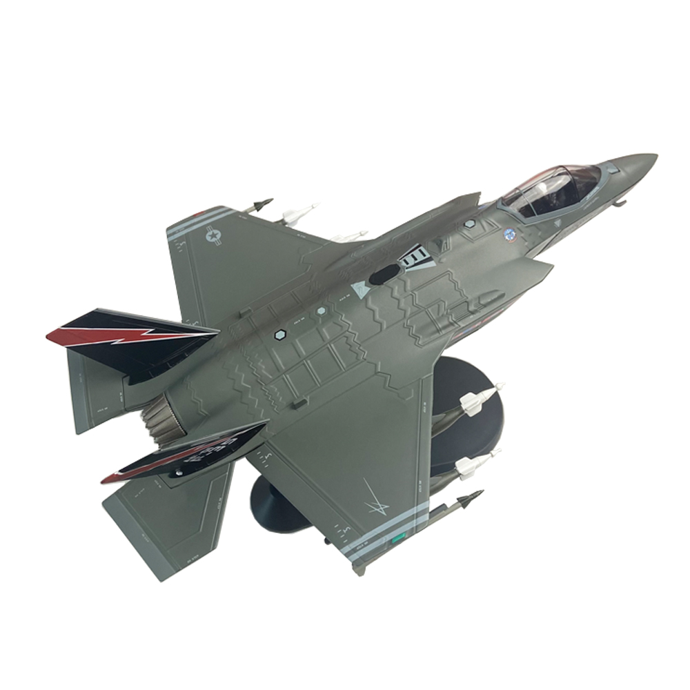 1:72 Scale US Army F-35 F-35A  - Model Kit Joints 评论和价格