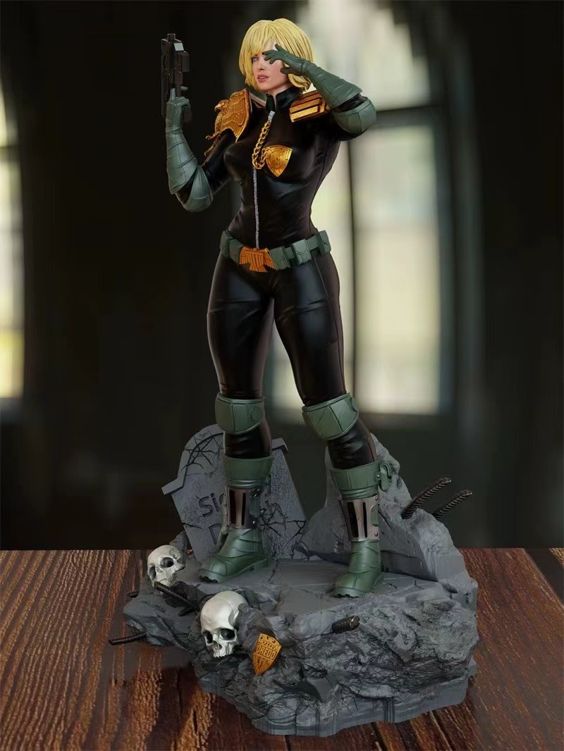 1/24 Scale Cassandra Anderson  - Model Kit Judge 评论和价格