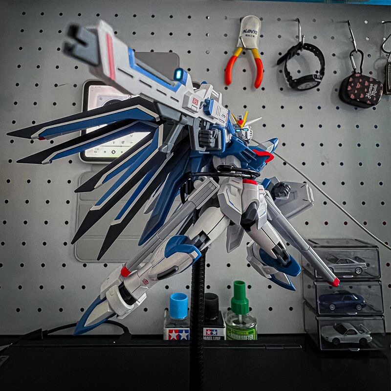 1/144 HG Scale Mecha Plastic M - Model Kit Zeus 评论和价格