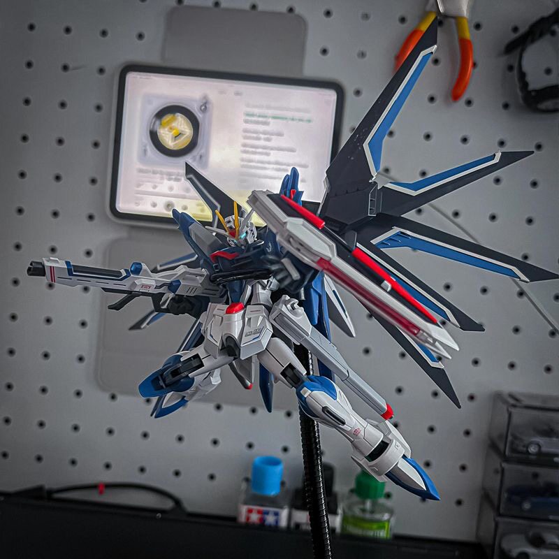1/144 HG Scale Mecha Plastic M - Model Kit Zeus 评论和价格